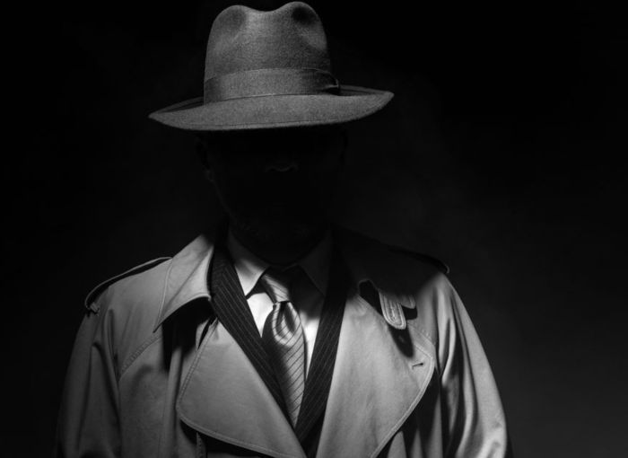 Detective mystery themed escape room