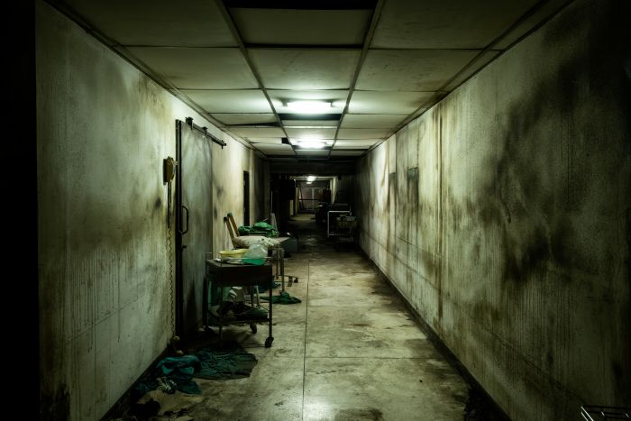 Horror escape room in Dubai.