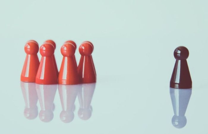 Teamwork required in horror escape room.